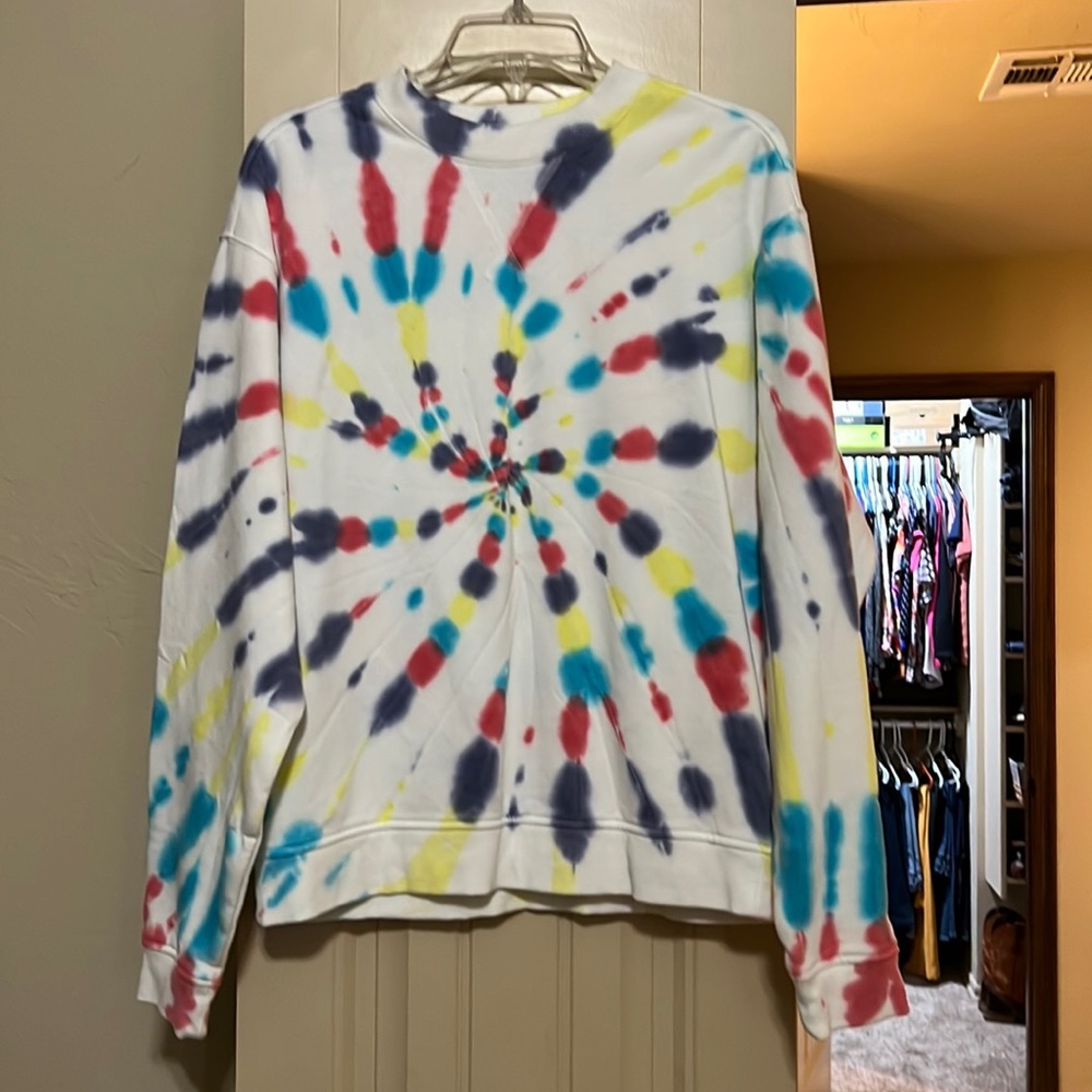 DSG size small tie dye sweatshirt